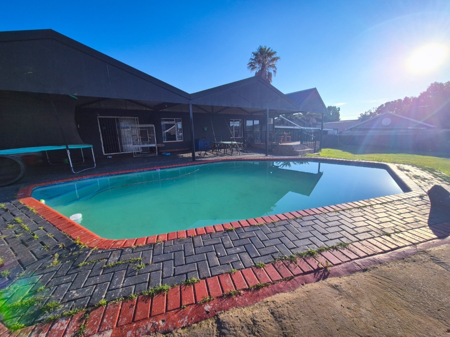 4 Bedroom Property for Sale in Sasolburg Ext 10 Free State